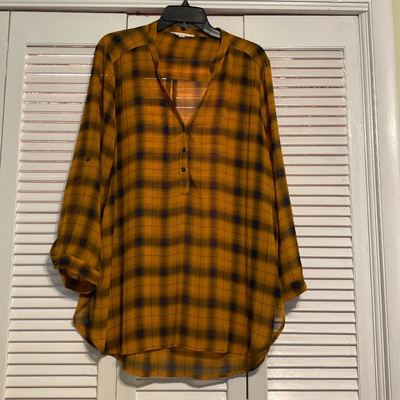 fun 2 fun Tops - Fun2fun Mackenzie Henley Blouse